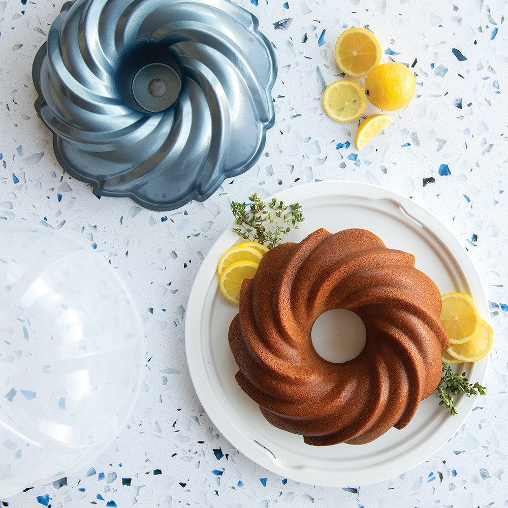 Nordic Ware Formed Swirl Bundt Pan - Thumbnail 4