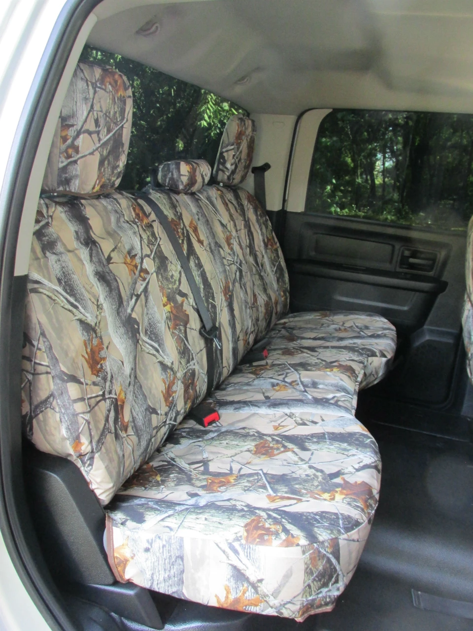 Used Rear Center Headrest – Light Gray Cloth For 2013–2019 Dodge Ram 1500/2500