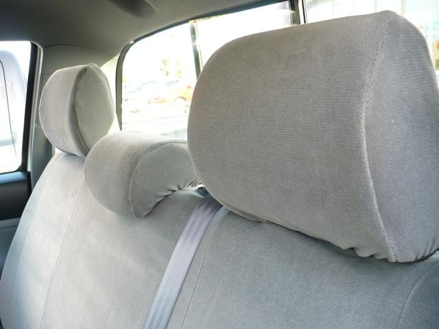 T928 20092014 Toyota Regular Cab Solid Bench Seat With 3 Adjustable Headrests