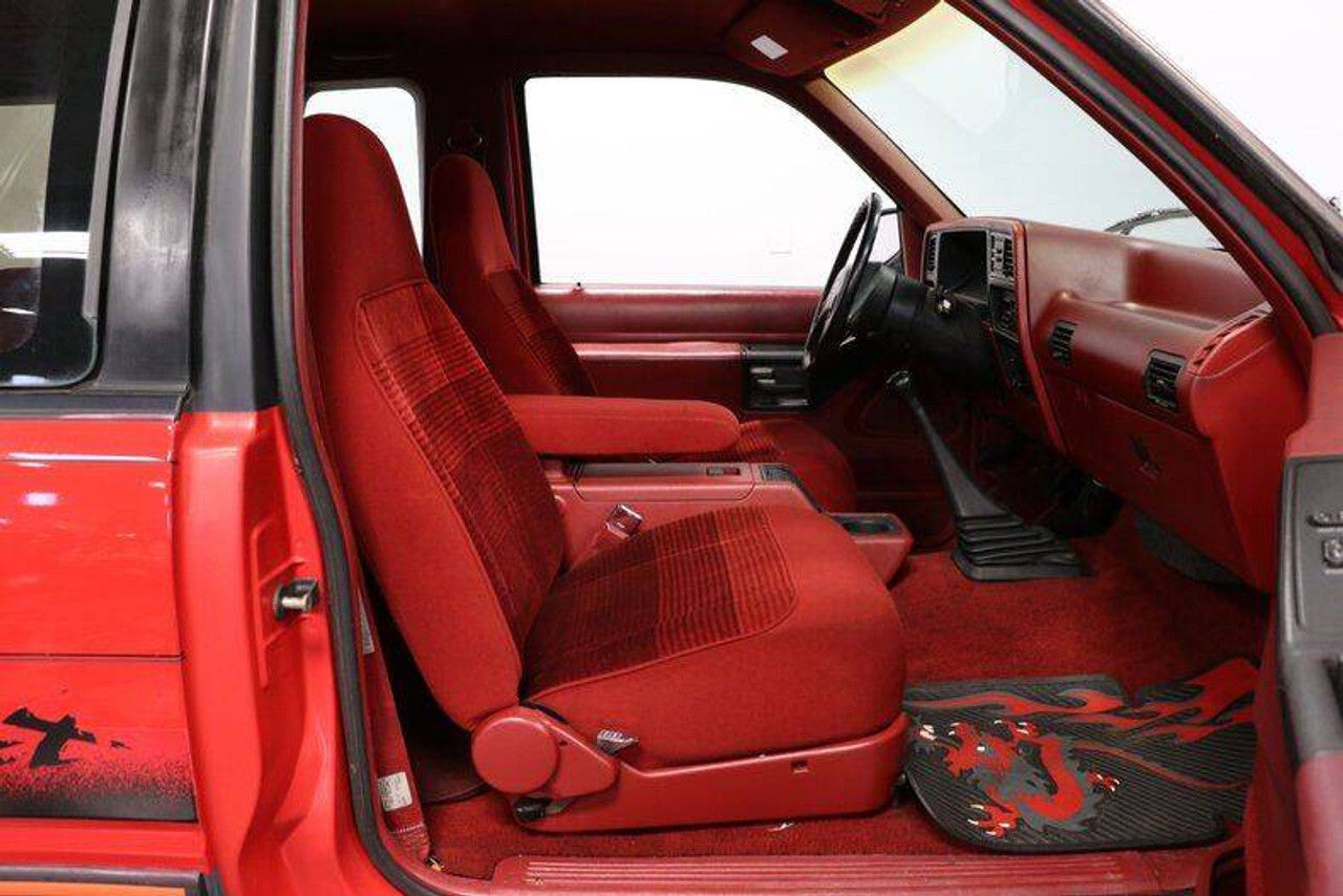 F161 1991-1994 Ford Ranger and Explorer Front High Back Bucket Seats