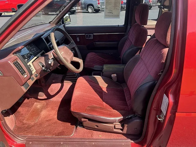 N355 1987-1992 Nissan Pickup SE Regular Cab Seat Covers For Front