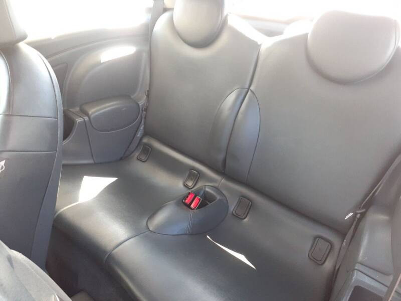 M102 2002-2006 BMW Mini Cooper Rear Solid Bottom Split Back With