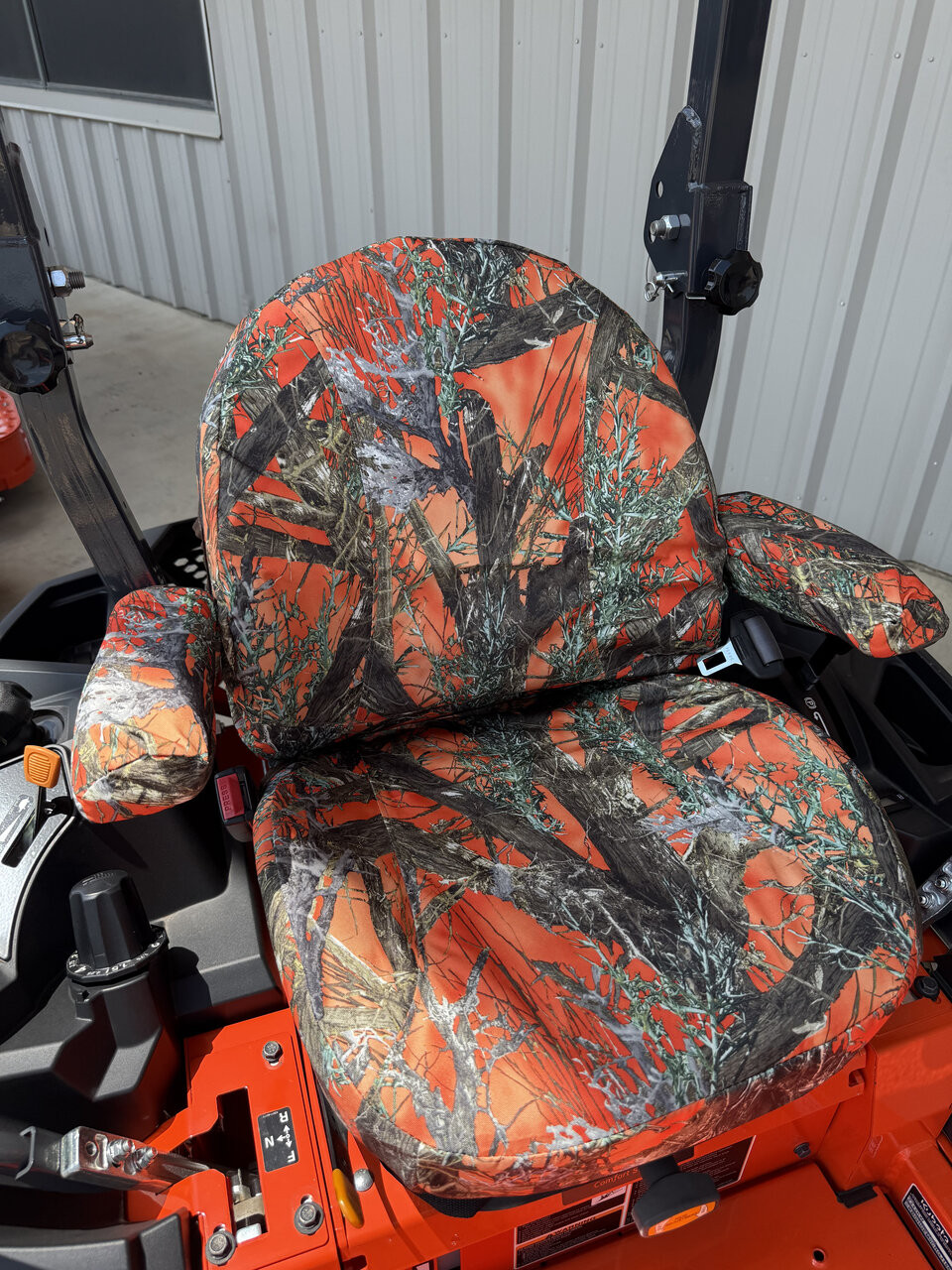 Kubota Seat Cover KUBOTA , Kioti, Scag, Ferris, Hustler and Cub