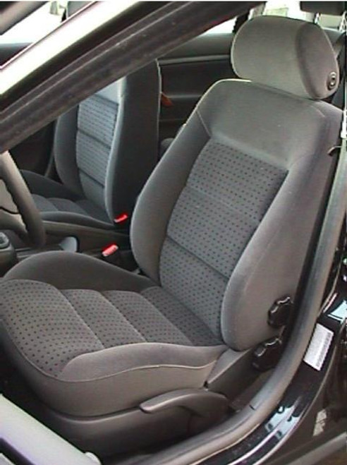 V70 1997-2002 Volkswagen Passat Front Bucket Seats with Side Impact Airbags