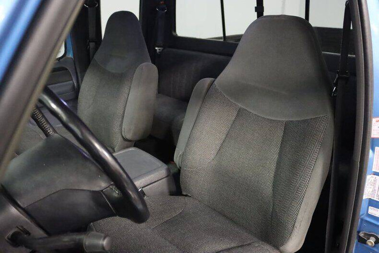 F207  1992-1996 Ford F150 Truck Xcab and 1997-1998 F250 Front High Back Captain Chairs with Molded Headrest. Electric Seats