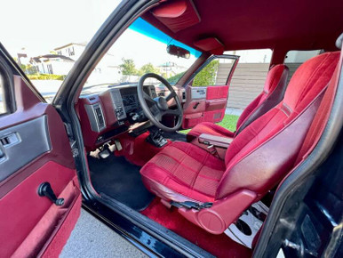 1992-1993 Chevy S10 High Back Sport Bucket Seats With Electric