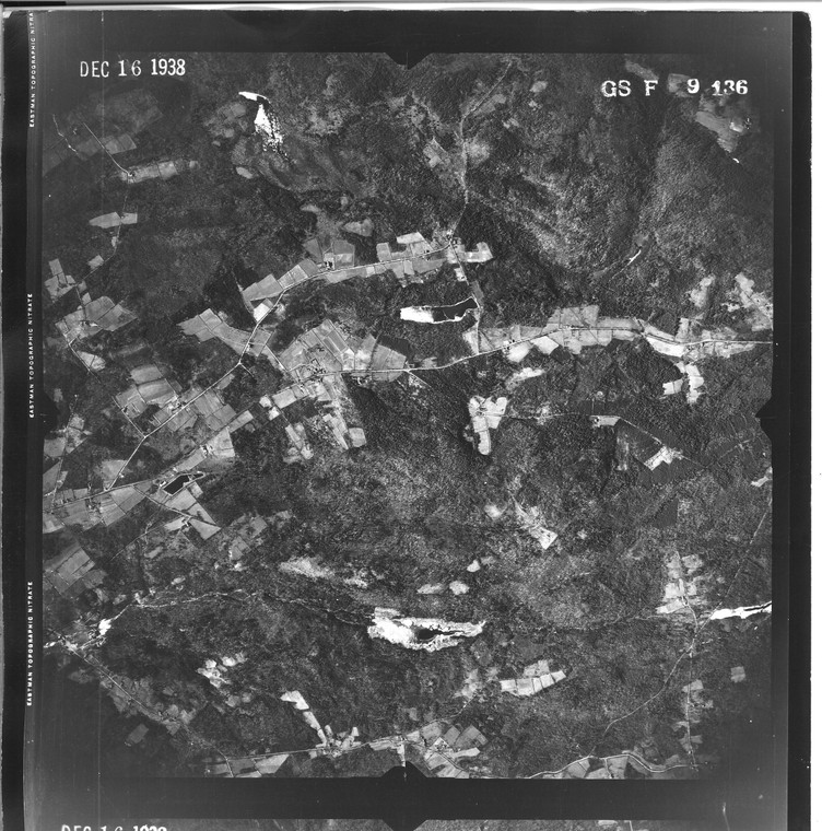 Barre - Hubbardston 1938 MA Air Photo GS F 9-136 (Barre) Old Map