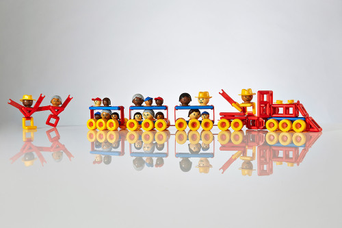 Mobilo Mixed Figures Set - Every Educaid