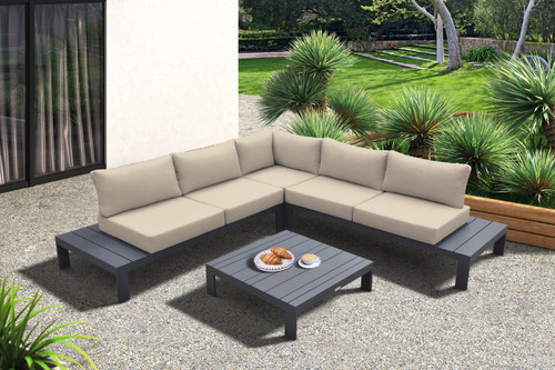 SETODRZTA Razor Outdoor 4 Piece Sectional Set In Dark Grey Finish And Taupe Cushions