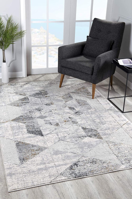 5' X 8' Gray And Ivory Abstract Distressed Area Rug (393220)