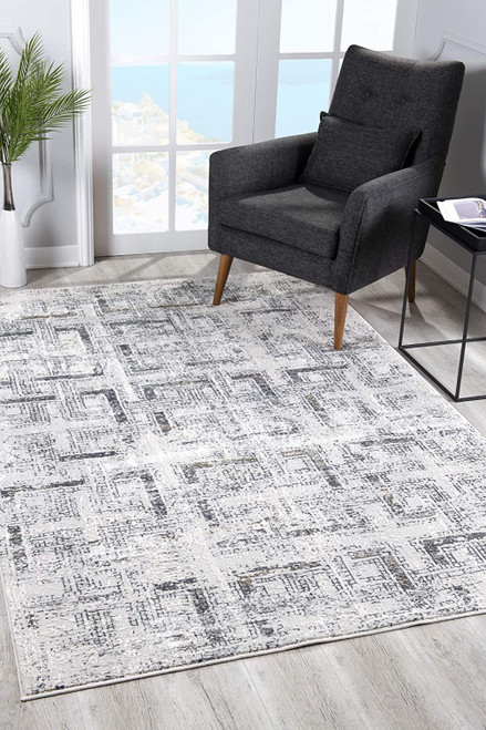 5' X 8' Gray And Ivory Abstract Distressed Area Rug (393232)