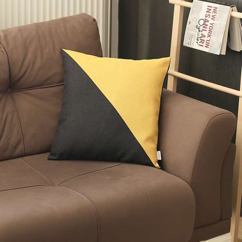 Yellow And Black Diagonal Decorative Throw Pillow (399455)