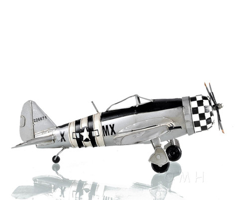C1943 Republic P-47 Thunderbolt Sculpture (401148)