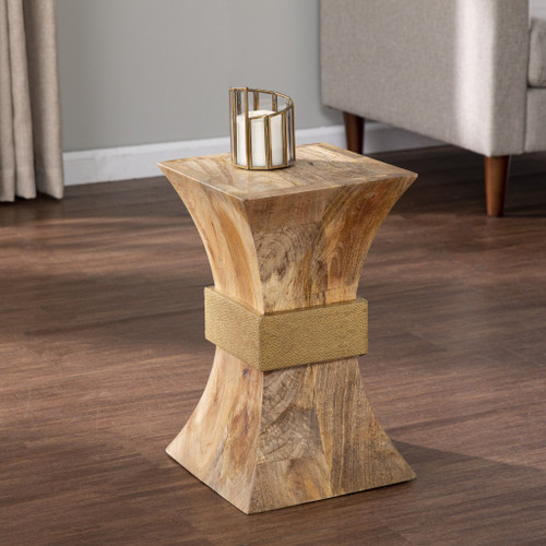 18" Natural Solid Wood And Manufactured Wood Square End Table (402435)