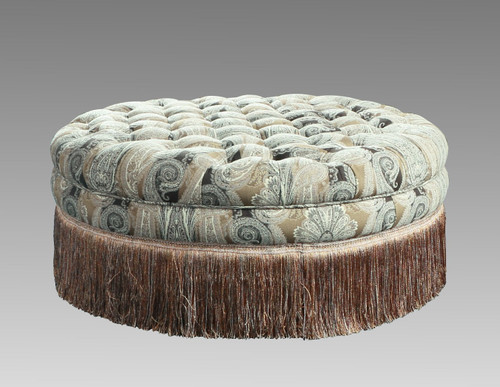 Hawthorne Round Ottoman (12008058)