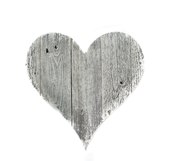 18" Rustic Farmhouse White Wash Wooden Heart (384905)