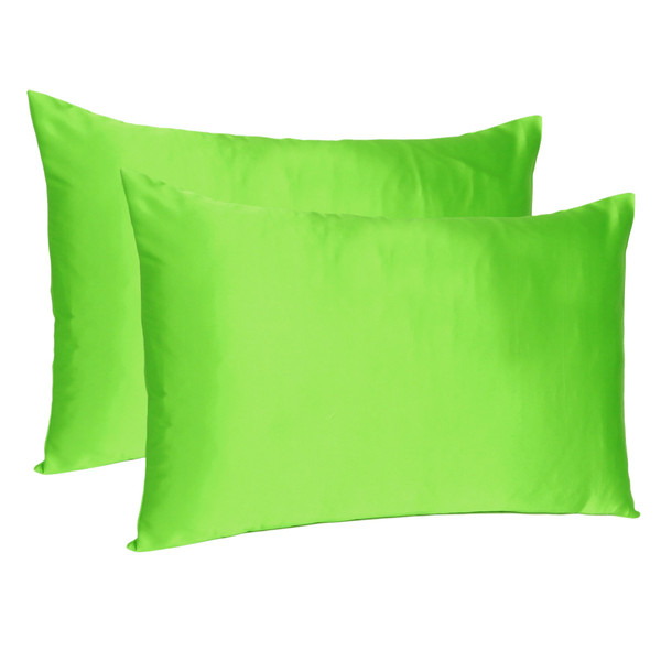 Bright Green Dreamy Set Of 2 Silky Satin Standard Pillowcases (387869)