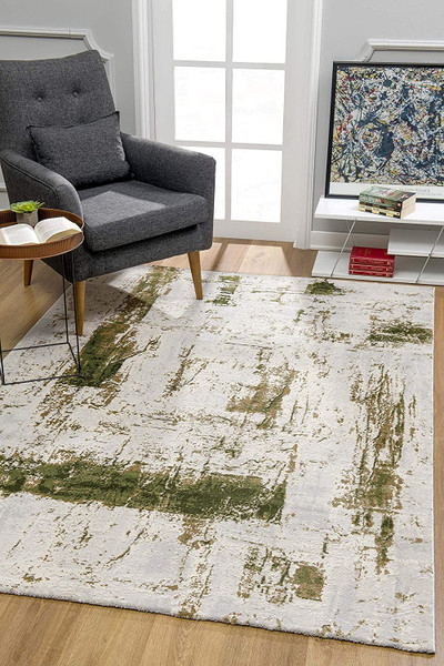 8' X 11' Green And Ivory Distressed Area Rug (390500)