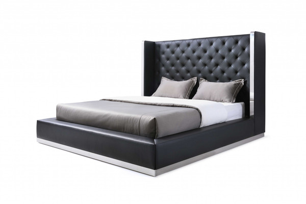 75" X 91" X 60" Black Faux Leather Queen Bed (370609)