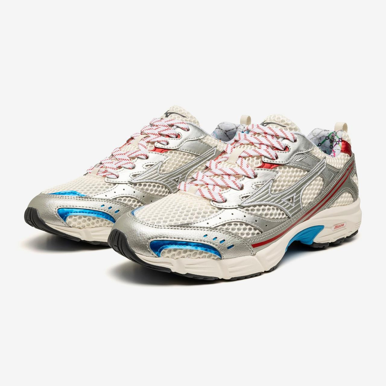 ミズノMXR／Spick and Span MXR Sportstyle Sneaker, Pristine/High Risk Red - Mizuno USA