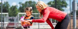 Athletes Celebrate Their #MizunoMom