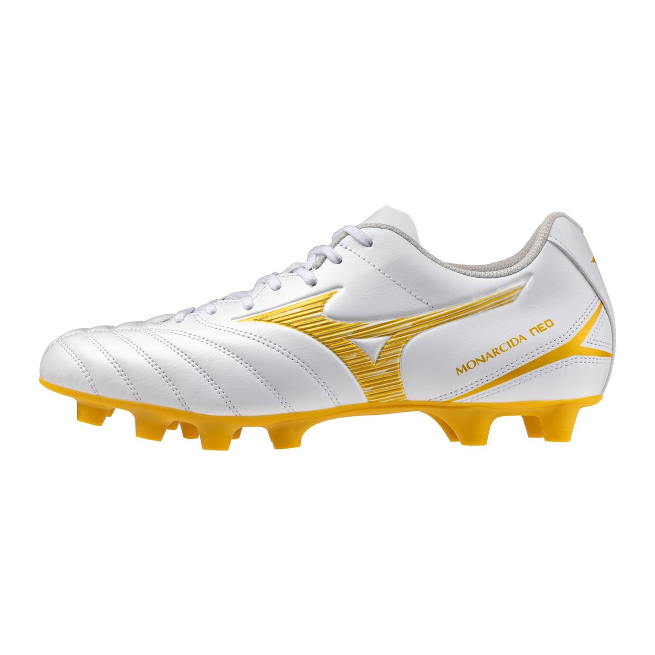 SPORT - Soccer - Footwear - Mizuno USA
