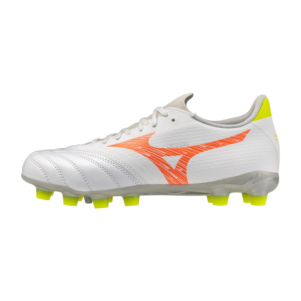 Shopping - Soccer - Mizuno USA