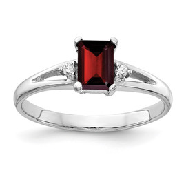 14k White Gold 6x4mm Emerald Cut Garnet VS Diamond ring