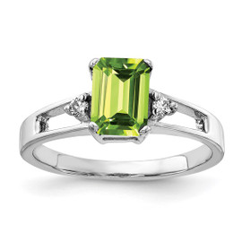 14k White Gold 7x5mm Emerald Cut Peridot VS Diamond ring