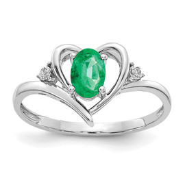 14k White Gold Emerald and Diamond Heart Ring