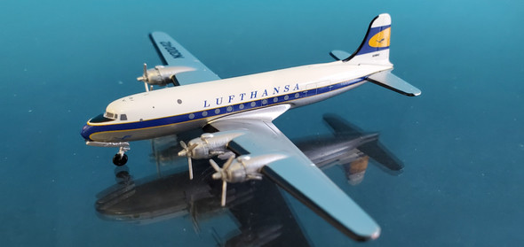 ACN30042 | Aero Classics 1:400 | Douglas C-54 Lufthansa N30042