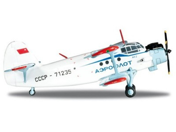 556101 | Herpa Wings 1:200 | Antonov An-2 Aeroflot CCCP-71235 (1970s colours)