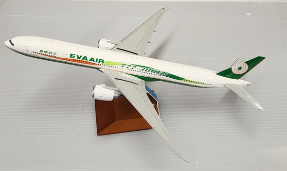 IFALB011 | InFlight200 1:200 | Boeing 777-300ER EVA Air B-16703