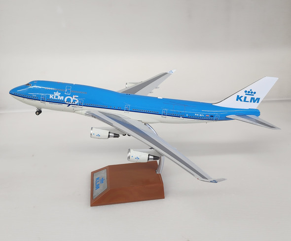 IF7440415 | InFlight200 1:200 | Boeing 747-400 KLM PH-BFI, '95 Years' (with stand)