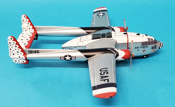 SC391 | Sky Classics 1:200 | C-119 Flying Boxcar USAF 18146, 'Thunderbirds'