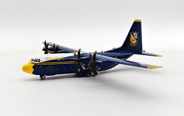 B-130-BA-170 | InFlight200 1:200 | C-130J Hercules US Marines Blue Angels 170000 (with stand) | is due: October 2020
