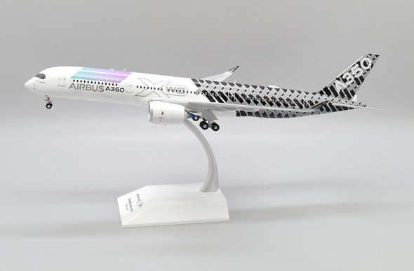 JCLH2288 | JC Wings 1:200 | Airbus A350-900XWB AIRBUS INDUSTRIE REG: F-WWCF (WITH STAND)