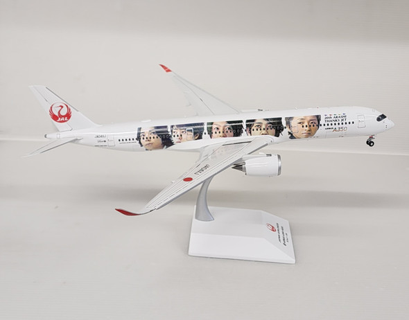 EW2359005A | JC Wings 1:200 | 1/200 Japan Airlines Airbus A350-900XWB Special Livery Flap Down Reg: JA04XJ (With Stand)