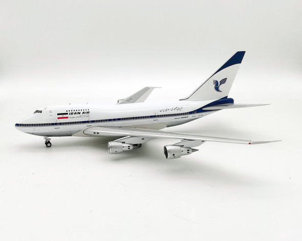 IF747SPIR0720 | InFlight200 1:200 | Boeing 747SP Iran Air EP-IAD (polished, with stand)