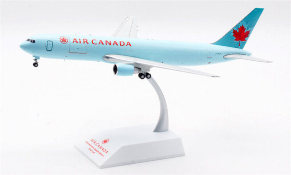 XX20233C | JC Wings 1:200 | Boeing 767-300 Air Canada Cargo C-FPCA, Interactive Series (with stand)