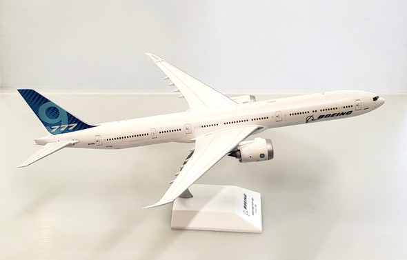 LH2264 | JC Wings 1:200 | Boeing Company Boeing 777-9x (White Color) Reg: N779XY With Stand