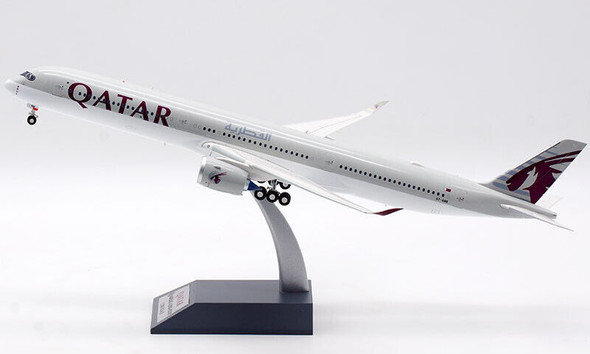 IF35XQR0922 | InFlight200 1:200 | Airbus A350-1000 Qatar A7-ANN (with stand)