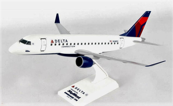 SKR922 | Skymarks Models 1:100 | Delta E175 Skywest 1:100 Scale | is due:June-2022