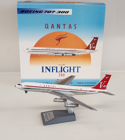 IF707QF0522P | InFlight200 1:200 | Boeing 707-300 Qantas V-Jet VH-EBR (with stand)