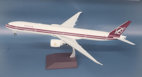 G2QTR1145 | Gemini200 1:200 | Boeing 777-300ER Qatar Airlines A7-BAC 25th Anniversary Retro