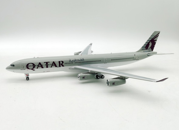 IF343QR0322 | InFlight200 1:200 | Airbus A340-313 Qatar Amiri Flight A7-AAH with stand