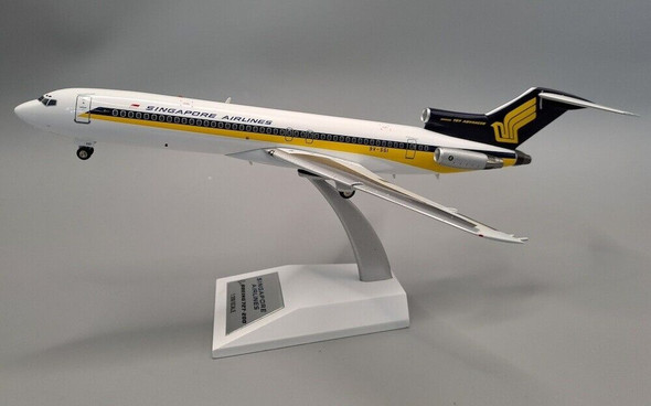 JF-727-2-003 | JFox Models 1:200 | Boeing 727-212-ADV Singapore Airlines 9V-SGI (with stand)
