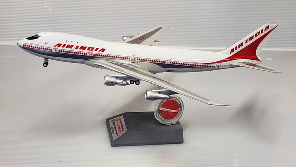 RM74201 | InFlight200 1:200 | Boeing 747-200 Air India VT-EBD (with stand)