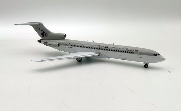 IF722QT1222 | InFlight200 1:200 | Boeing 727-2M7/Adv Qatar Airways A7-ABC with stand