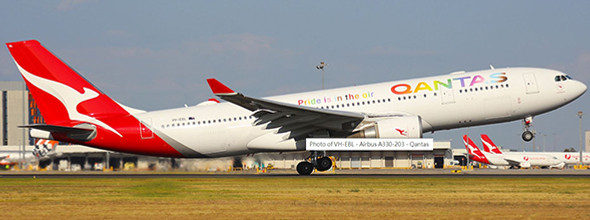 SA4023 | JC Wings 1:400 | Airbus A330-200 Qantas Pride is in the air Reg: VH-EBL